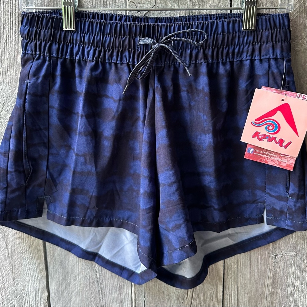 NWT‎ Women's Kanu Surf Shorts "Harmony" In Navy Size 0 4" Inseam